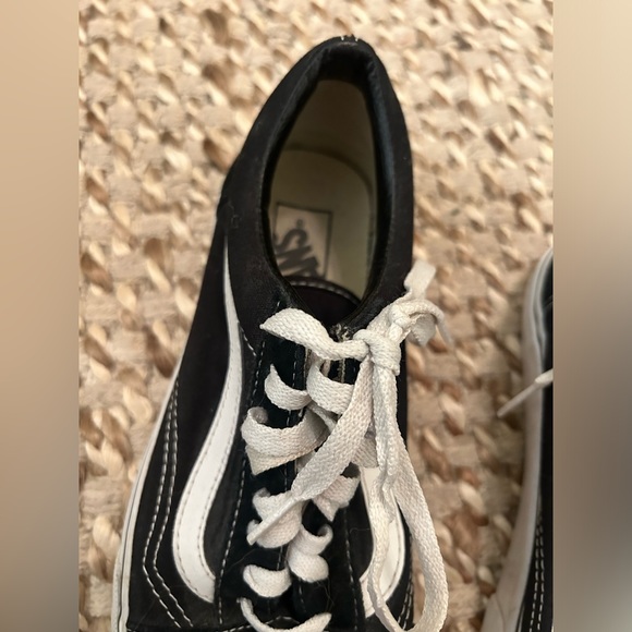 Old Skool Black & White Vans Lace-Up Sneakers/Shoes - Picture 14 of 14